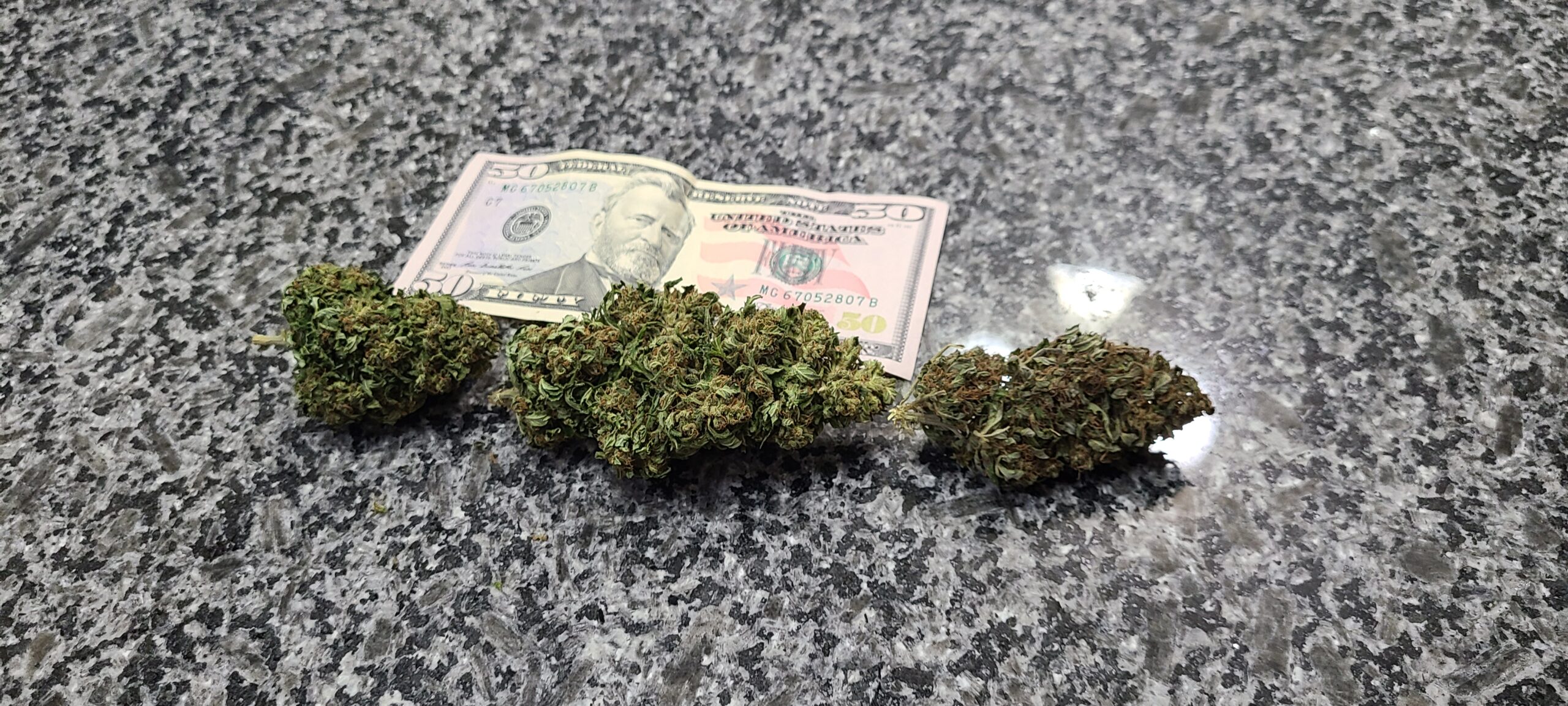 Berry Blossom Live Vape Cartridge - Image 8